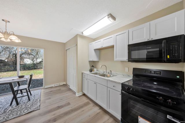 2513 Beech Drive, Evansville, IN 47714