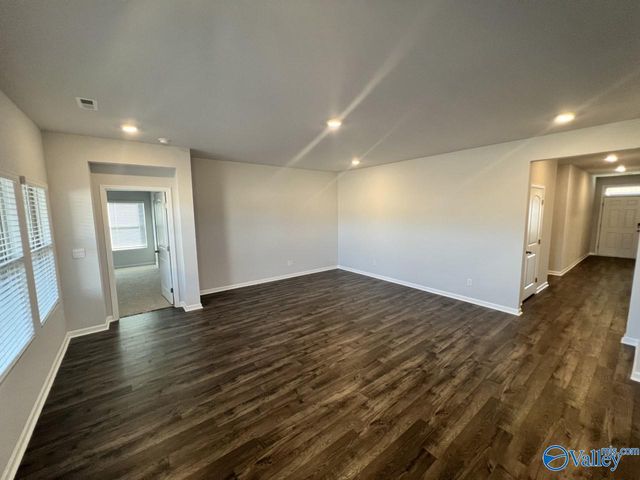 25157 Delilah Circle, Athens, AL 35613