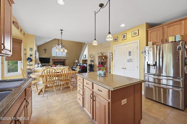 19 Chambry Court, Freehold, NJ 07728