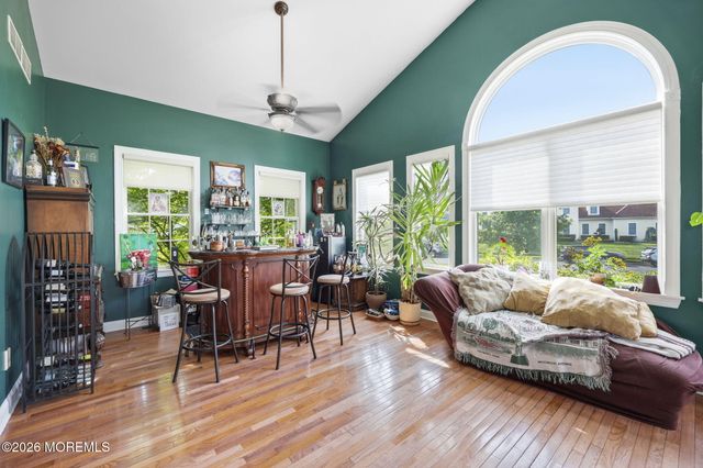 19 Chambry Court, Freehold, NJ 07728