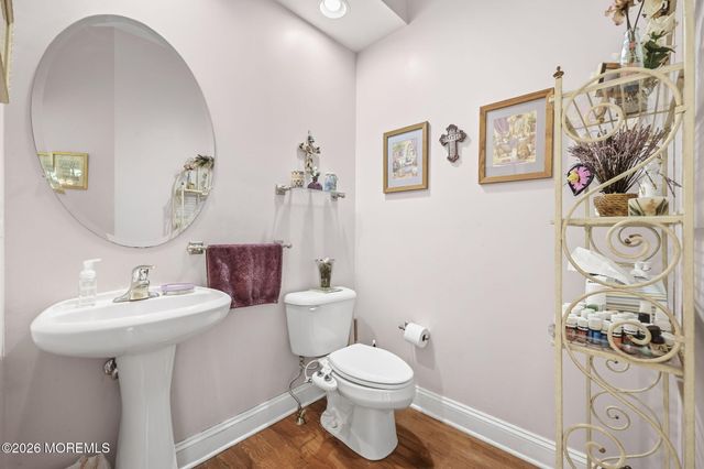 19 Chambry Court, Freehold, NJ 07728