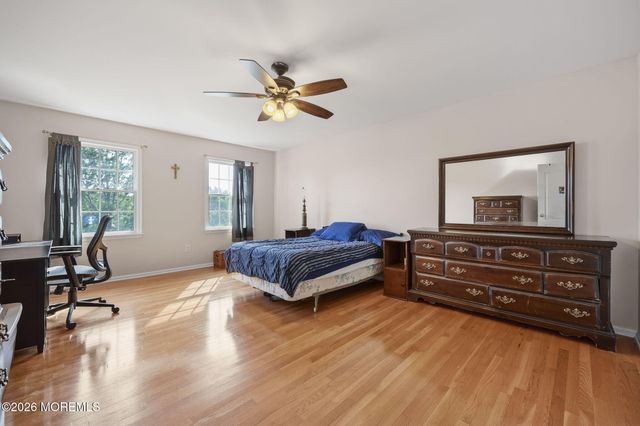19 Chambry Court, Freehold, NJ 07728