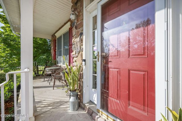 19 Chambry Court, Freehold, NJ 07728