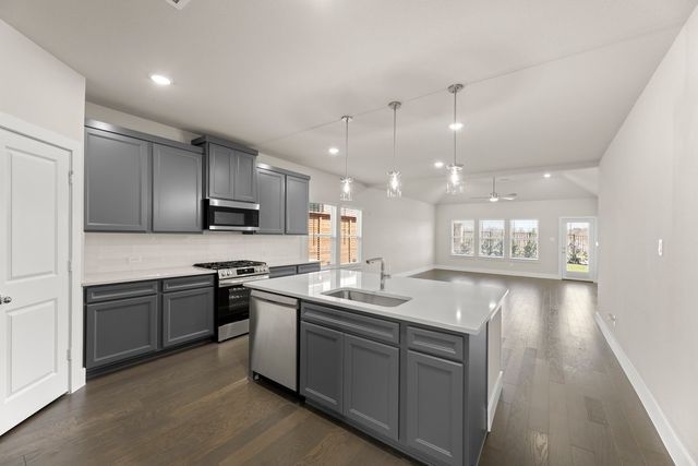 1925 Sapphire Run, Mesquite, TX 75181
