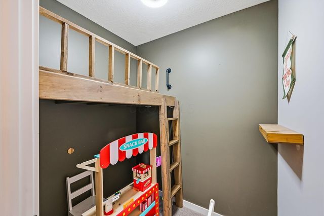 160 Natalie Lane, Granville, OH 43023