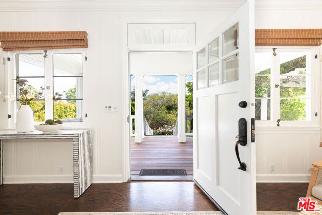 4149 Mammoth Avenue, Sherman Oaks, CA 91423