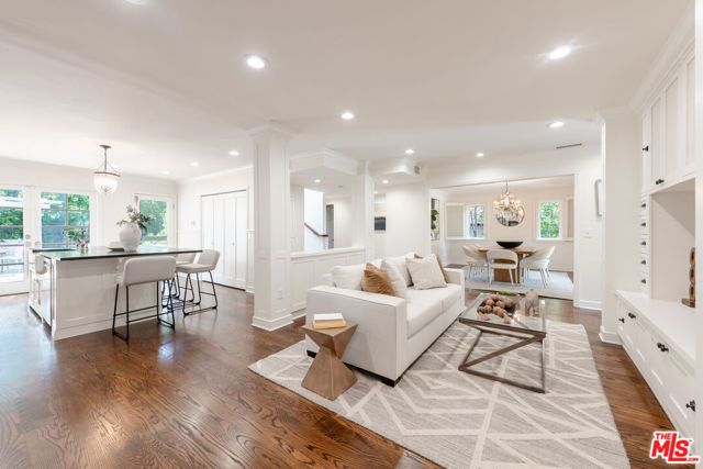 4149 Mammoth Avenue, Sherman Oaks, CA 91423