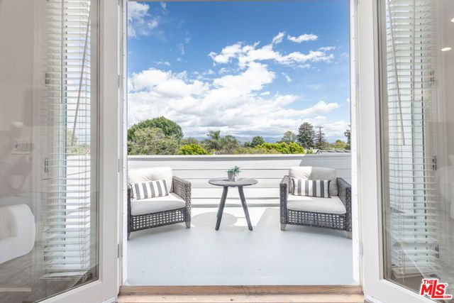 4149 Mammoth Avenue, Sherman Oaks, CA 91423