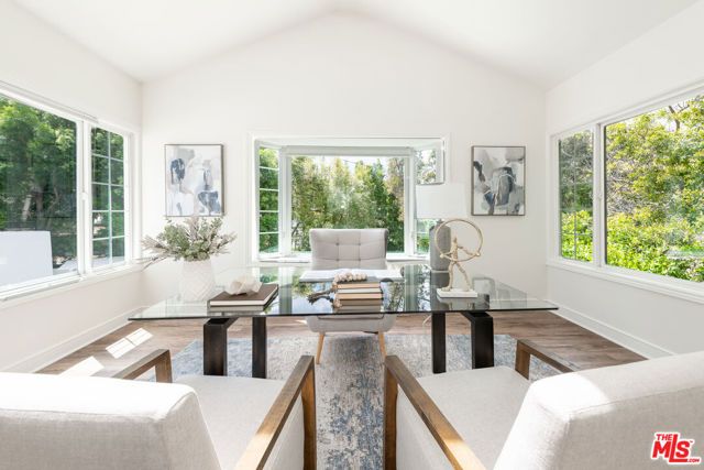 4149 Mammoth Avenue, Sherman Oaks, CA 91423