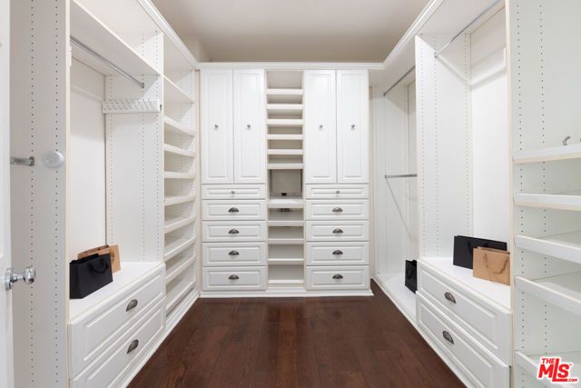 4149 Mammoth Avenue, Sherman Oaks, CA 91423