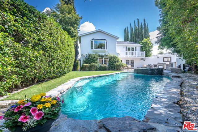 4149 Mammoth Avenue, Sherman Oaks, CA 91423