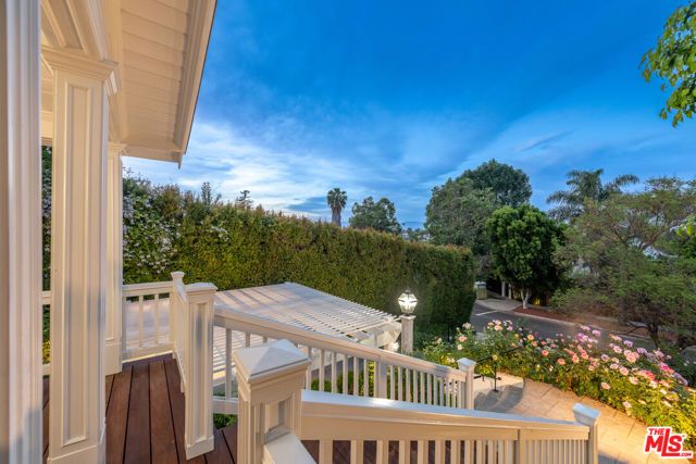 4149 Mammoth Avenue, Sherman Oaks, CA 91423
