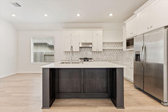 15520 Sunset Maple Court, Conroe, TX 77302