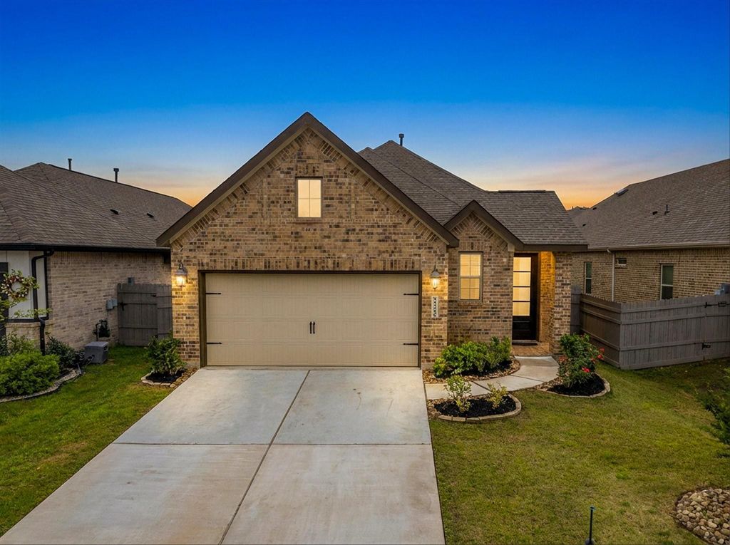 15520 Sunset Maple Court, Conroe, TX 77302