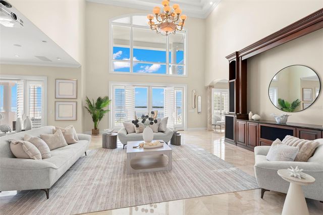 6199 54TH STREET S, St Petersburg, FL 33715