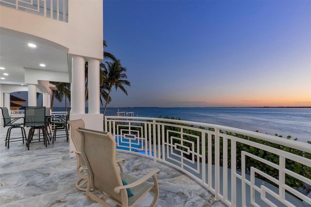 6199 54TH STREET S, St Petersburg, FL 33715