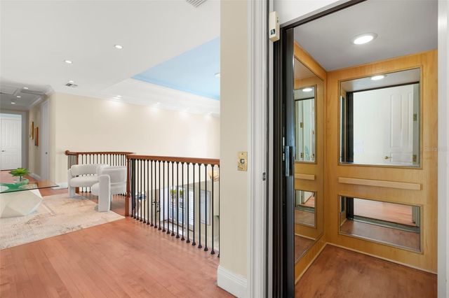 6199 54TH STREET S, St Petersburg, FL 33715