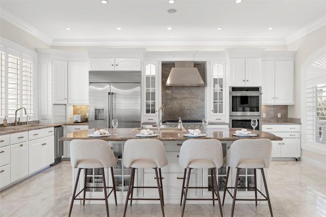 6199 54TH STREET S, St Petersburg, FL 33715