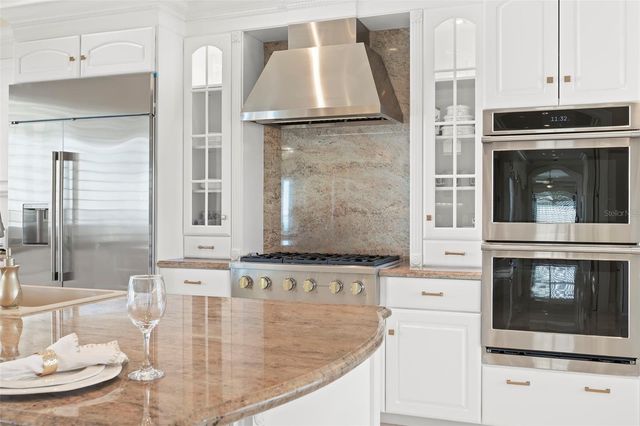 6199 54TH STREET S, St Petersburg, FL 33715