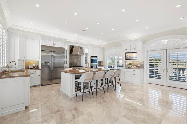 6199 54TH STREET S, St Petersburg, FL 33715