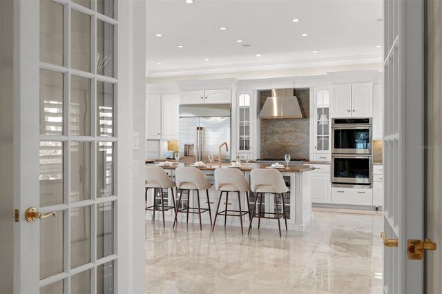 6199 54TH STREET S, St Petersburg, FL 33715