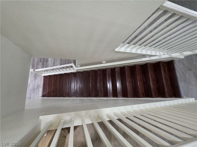7349 Dolphine Crest Avenue, Las Vegas, NV 89129