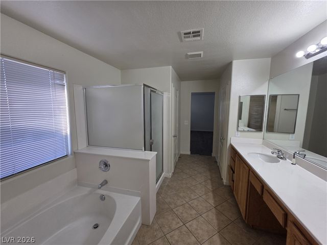7349 Dolphine Crest Avenue, Las Vegas, NV 89129