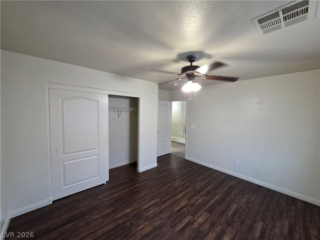7349 Dolphine Crest Avenue, Las Vegas, NV 89129