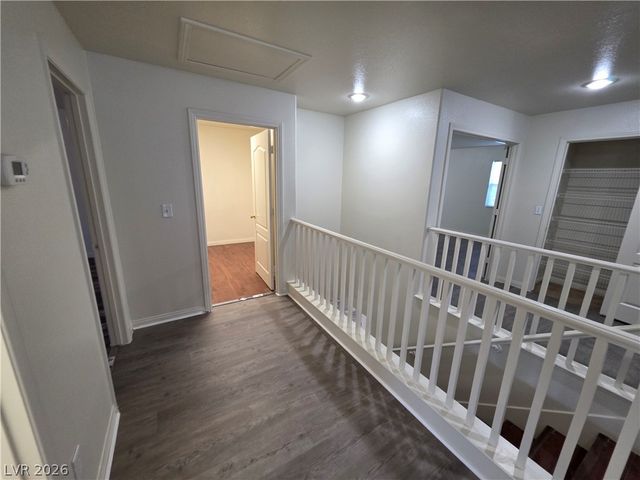 7349 Dolphine Crest Avenue, Las Vegas, NV 89129