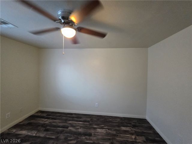 7349 Dolphine Crest Avenue, Las Vegas, NV 89129