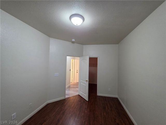 7349 Dolphine Crest Avenue, Las Vegas, NV 89129