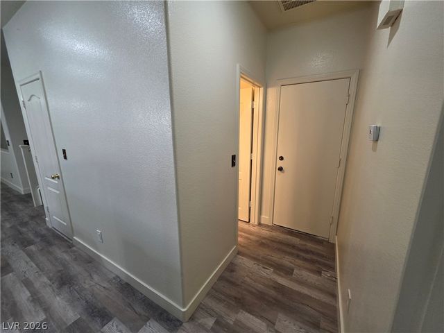 7349 Dolphine Crest Avenue, Las Vegas, NV 89129