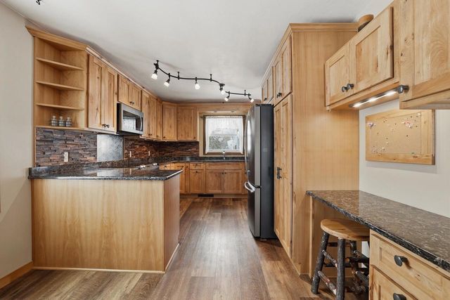 2900 DIXON STREET, Stevens Point, WI 54481