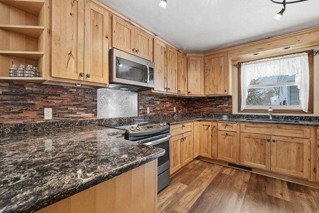 2900 DIXON STREET, Stevens Point, WI 54481