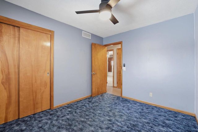 2900 DIXON STREET, Stevens Point, WI 54481