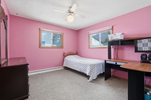 2900 DIXON STREET, Stevens Point, WI 54481