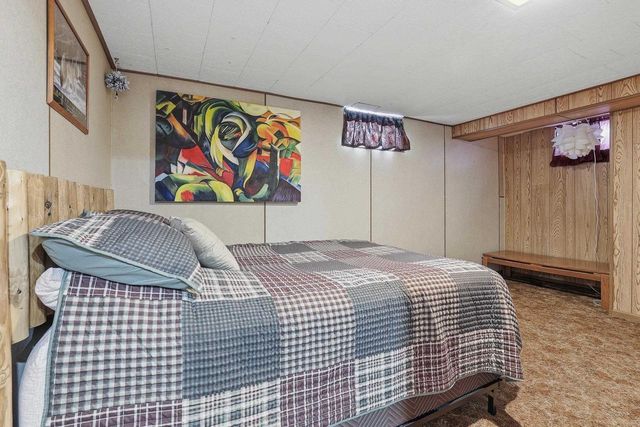 2900 DIXON STREET, Stevens Point, WI 54481