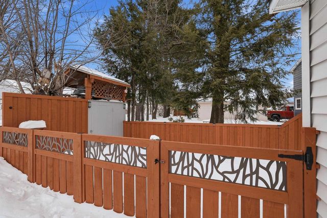 2900 DIXON STREET, Stevens Point, WI 54481