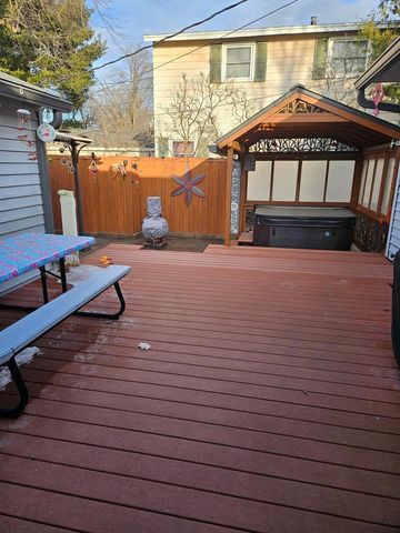 2900 DIXON STREET, Stevens Point, WI 54481