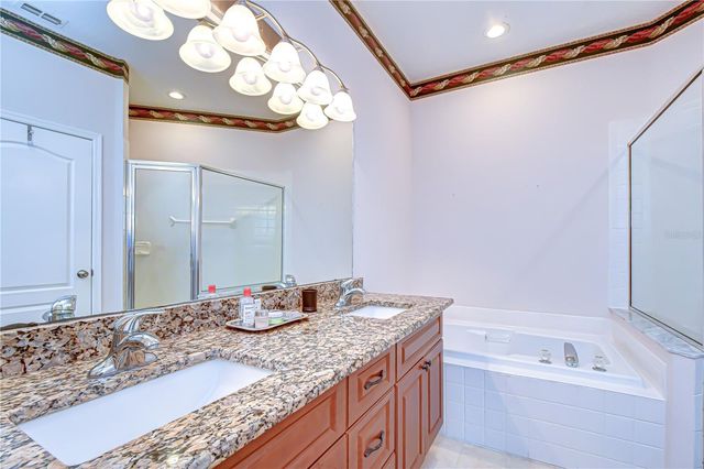 9815 GINGERWOOD DRIVE, Tampa, FL 33626