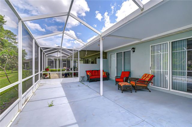 9815 GINGERWOOD DRIVE, Tampa, FL 33626