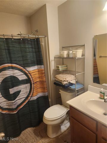 2671 Wintergreen Lane, Ravenna, OH 44266