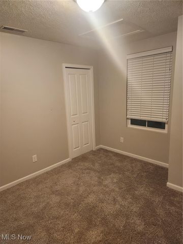 2671 Wintergreen Lane, Ravenna, OH 44266