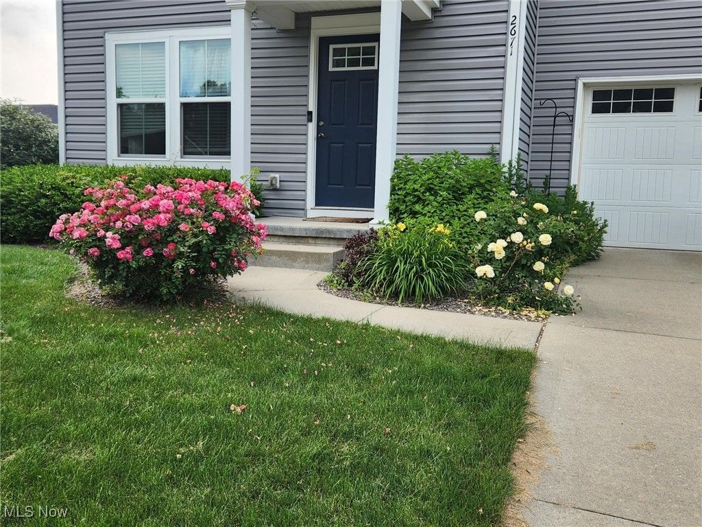 2671 Wintergreen Lane, Ravenna, OH 44266