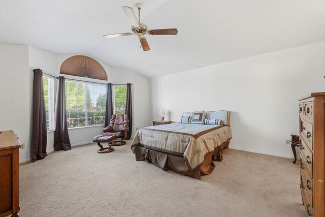 4923 Shady Leaf Way, Sacramento, CA 95838
