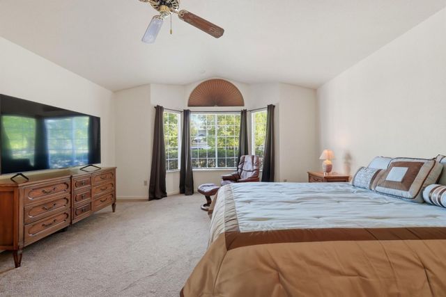 4923 Shady Leaf Way, Sacramento, CA 95838