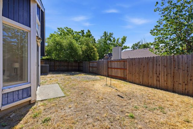 4923 Shady Leaf Way, Sacramento, CA 95838