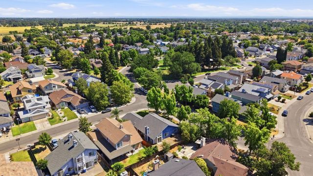 4923 Shady Leaf Way, Sacramento, CA 95838