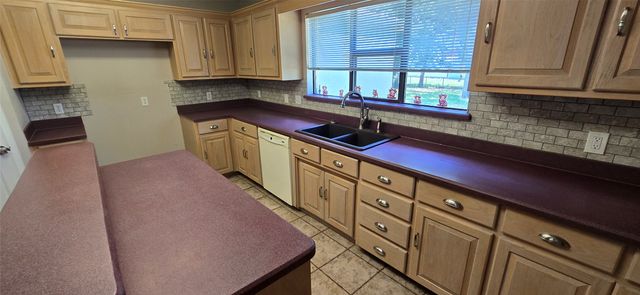 8295 Palo Pinto Highway, Mineral Wells, TX 76067
