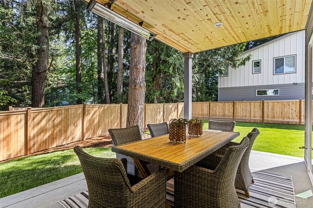 12813 NE 65th Lane, Kirkland, WA 98033